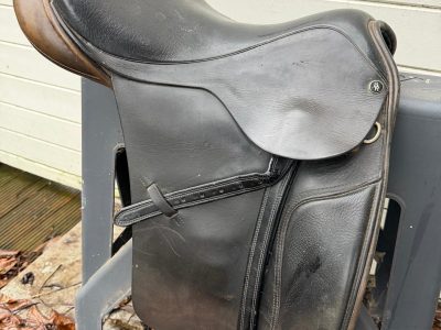 Selle de dressage, taille 17,5" - BR (petit prix)