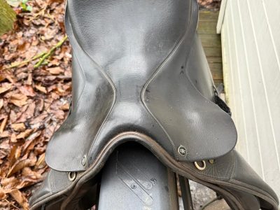 Selle de dressage, taille 17,5" - BR (petit prix)