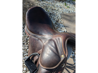 Selle dressage 17,5" - Childéric DAC