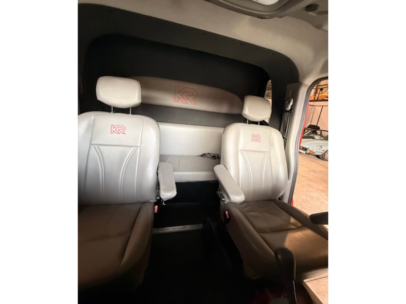 Camionette Renault - Krismar à vendre