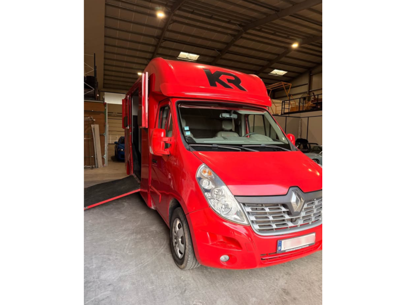 Camionette Renault - Krismar à vendre